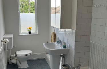 Tree Tops Apartment in Tunbridge Wells - Photo 19