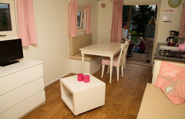 Living Van on the Beach With Sea Views - Photo 6