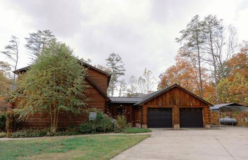 Arch Fun Cabin - Modern Cabin with Hot Tub, Games & Views - Foto 74