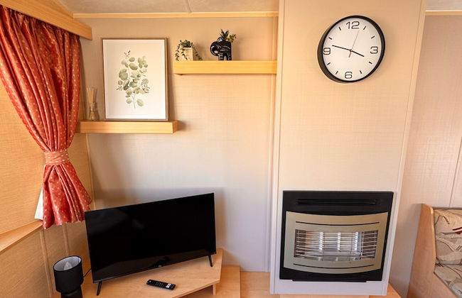 3 Bed Caravan - Side Gated Decking, Wifi, Pets - Foto 19