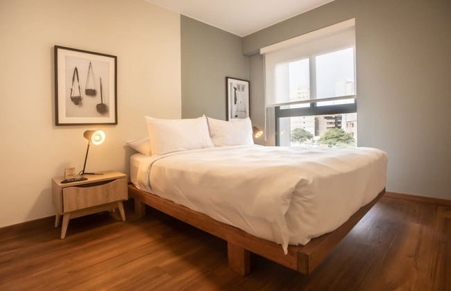 w Perfect 2BR With Balcony in Miraflores - Photo 20