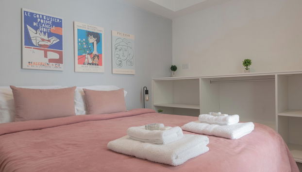 MOT + New Villa vega- Piscina, Terraza & BBQ 8 pax - Foto 2, Habitación