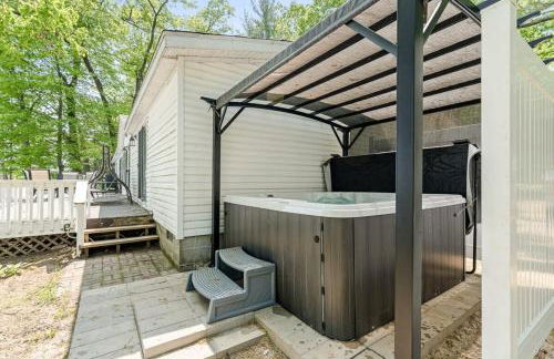 Picture Perfect Dual Home on the Lake - Foto 11