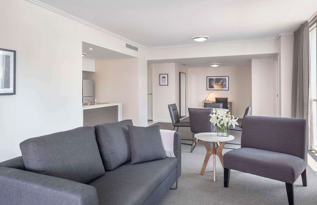 Oaks Brisbane Festival Suites - Photo 48