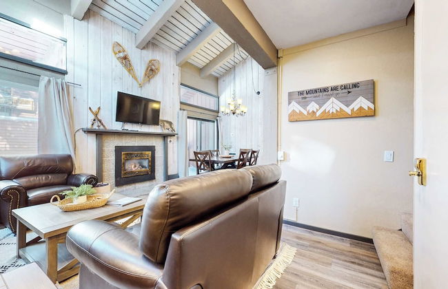 Modern Cabin for 6, Near Slopes + Canyon Lodge! - Foto 16