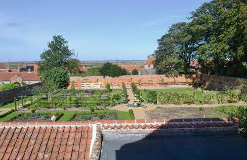 The Old Butler's House - Photo 17