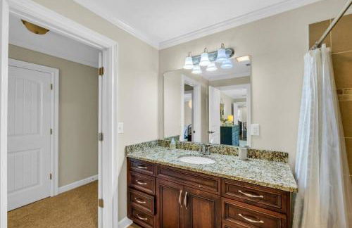 The Wexford French Chateau w Pool - Photo 60