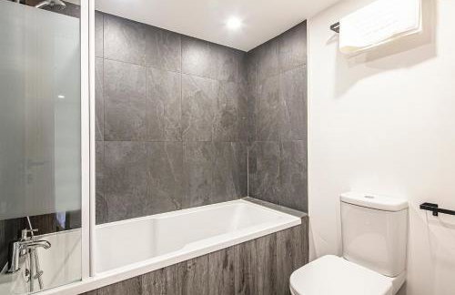 Dovedale Manor - Photo 24