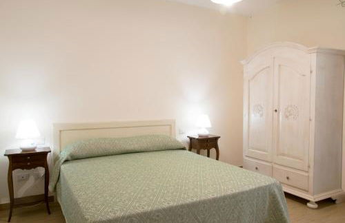 S'eredeu Apartments - Photo 13