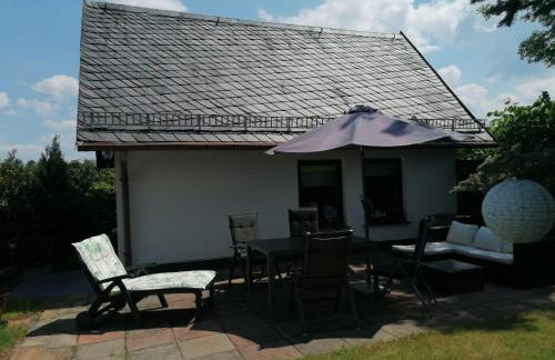 Häuschen in grüner Idylle - Foto 4