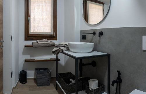 Ottavio's House, 10min from Maggiore Lake - Foto 8