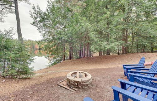 Waterfront Lake Arrowhead Cabin with Dock and Fire Pit - Foto 29