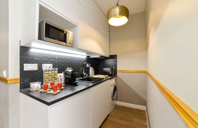 The Majestic Garden Suite - Photo 36