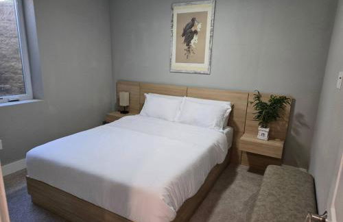 Luxury Downtown Cedar Falls Retreat - Pool Table - Outdoor Dining - Sleeps 12 - Foto 12