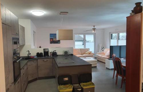 großzügige Unterkunft mit Terrasse - Foto 16