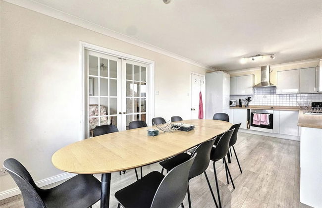 Seaside Escape-sleeps10-family&petfriendly-balcony - Foto 18