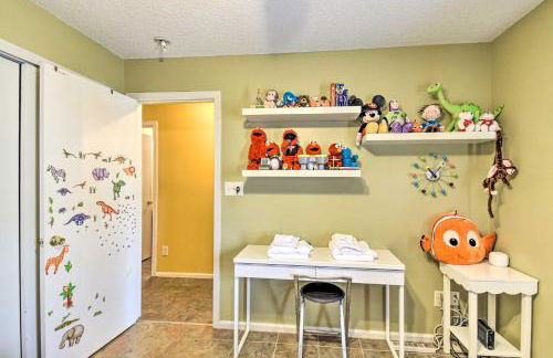 Hampton Home with Fireplace and Close to Beaches! - Foto 23