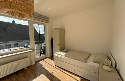 110qm- 4 Rooms - free private parking- free fast WIFI - Kitchen - near Wood- A Part Time Home - Foto 25