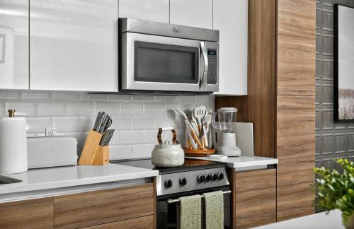 Luxury Downtown Loft Getaway with Gym, Pool, Game room - Foto 43