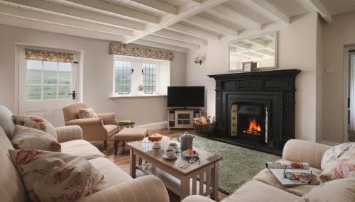 Crow Hall - Luxury Holiday Accommodation - Photo 5