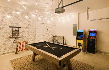 Modern 4BR Home with Game Room and Fire Pit - Near Downtown Cullman - Foto 2