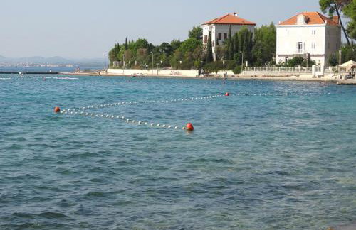 D HOUSE authentic Zlarin house, relaxing courtyard and terrace - Photo 28