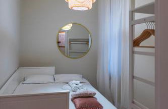 LaMalatestina Suite - Apartment in front of the Castle - Photo 7