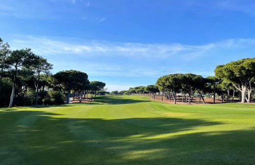 VILLA EBER - independent 1 & 2 bedroom apartments, pool, air con, fast Wi-Fi, near old town of Albufeira and beaches - Foto 58