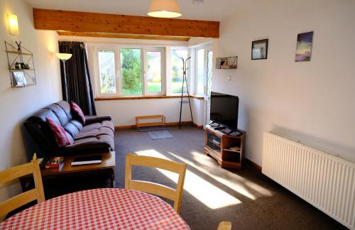 Lovely 1-bedroom apartment with free parking - Foto 1