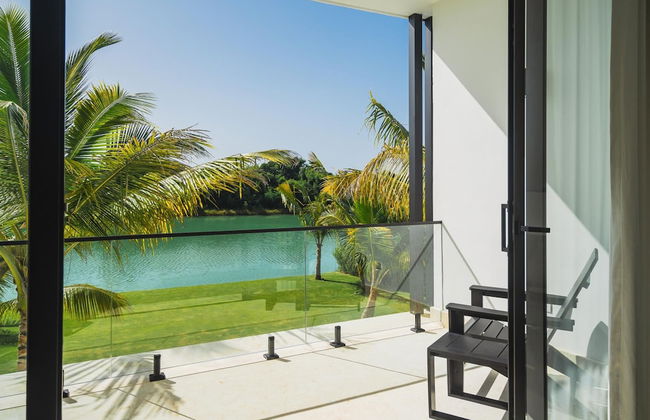 New Lake Front Villa in Golf and Beach Resort - Photo 25