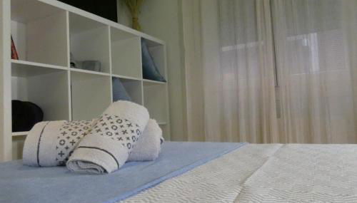Viana Urban Apartment , Cozy 2BR Near Old Town - Foto 5, towels