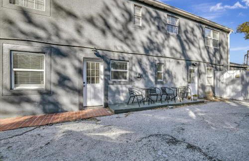 Swann Ave Suite Walk to Bayshore & Hyde Park - Foto 10