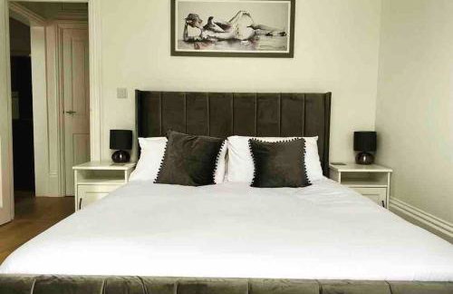 Grand Apartment on HOE/BARBICAN Allocated PARKING! - Foto 33