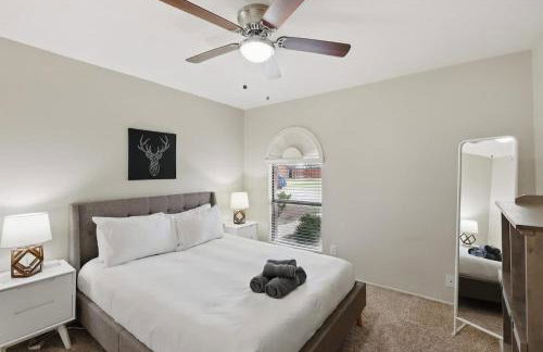 Luxury Retreat in Carrollton - Pool Patio & More - Foto 26