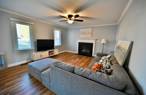 Majestic Home in Summer Oaks - Foto 14