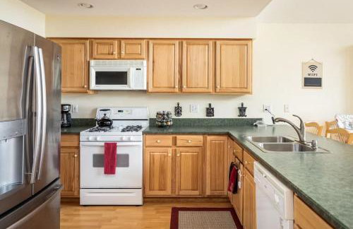 Relax & Explore Waterfront Crawford Lake Cottage 4878 - Foto 38