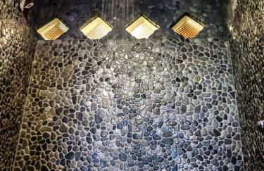 The Bali House and Cottage at Kehena Beach Hawaii - Foto 29