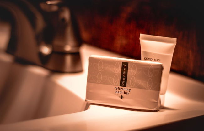 Gateway Inn - Photo 17