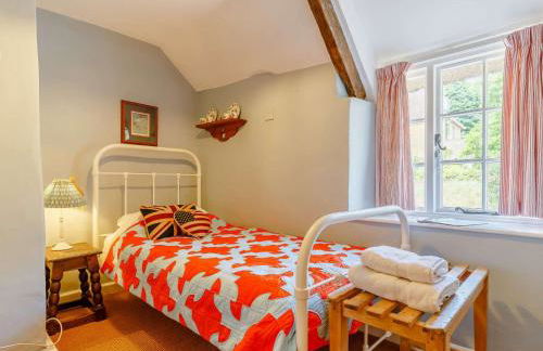 3 Bed in Beaminster 50738 - Photo 16