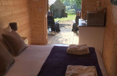 Romantic Getaway Luxury Wooden Cabin With Private Hot Tub and BBQ - Foto 1