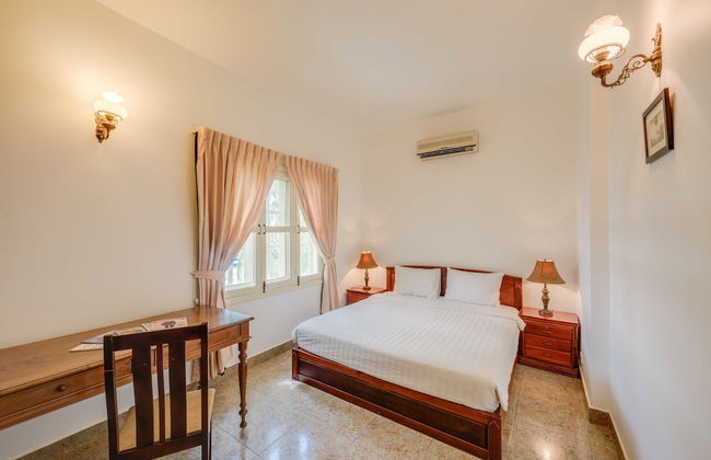 City View Apartment - Photo 16