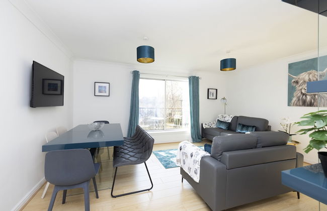 JOIVY Bright 3-Bed Flat Overlooking The Clyde - Foto 17