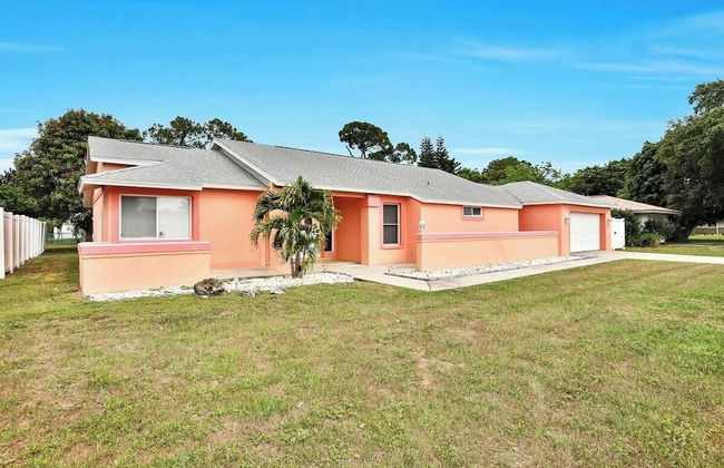 Renovated 3BR Dog Friendly Pond View W/D - Foto 1