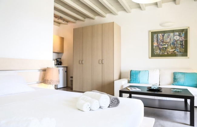 Casa di Mare: Luxury and Breathtaking Views in Mykonos - Photo 9