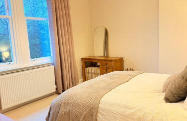Bright and spacious 2 bedroom flat - Photo 7