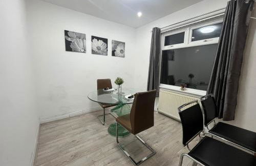 Lovely Peaceful Family Home Quiet Area Historic Saltaire - Foto 26