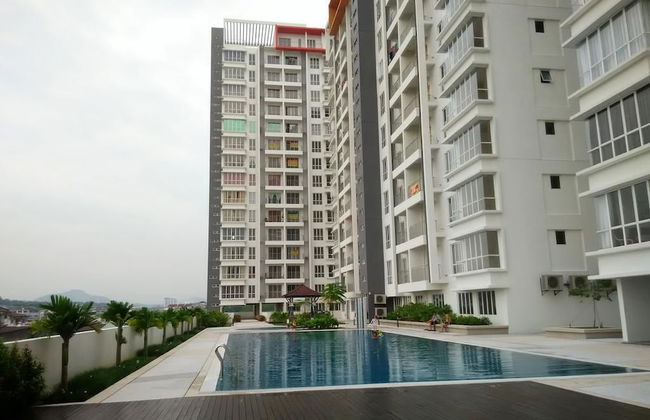 Cozy Crib at 7 Tree Seven Residence - Photo 24