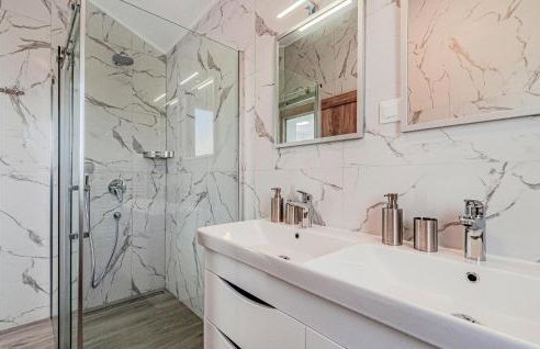 Stunning Home In Sreser - Foto 39