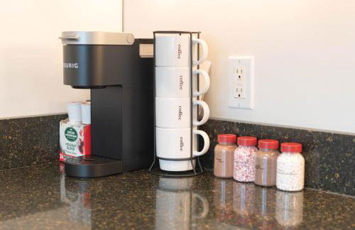 The Gardens - Lily - Walking Distance to Douglas Beach - Foto 11