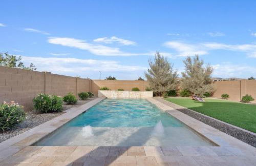 Luxe Queen Creek Home with Pool, Yard, Work Station - Photo 26